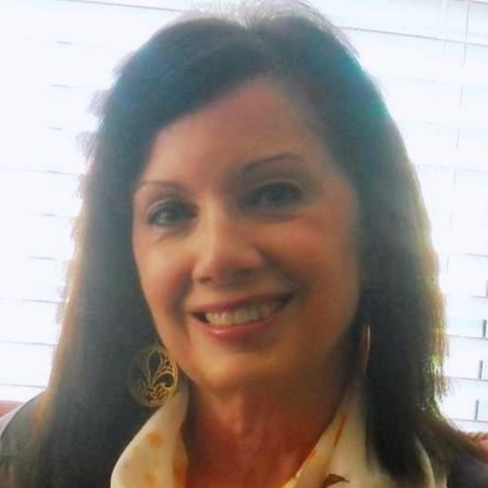 Meet your Posher, Karena